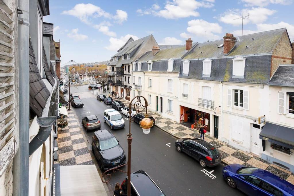 Anj Appartement Centre Ville Deauville Esterno foto